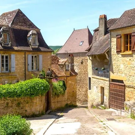 Semesterbostad Le Terme Maison En Pierre Dans Village Tous Commerces Au Coeur Du Perigord Proche Sarlat Et Riviere Dordogne *