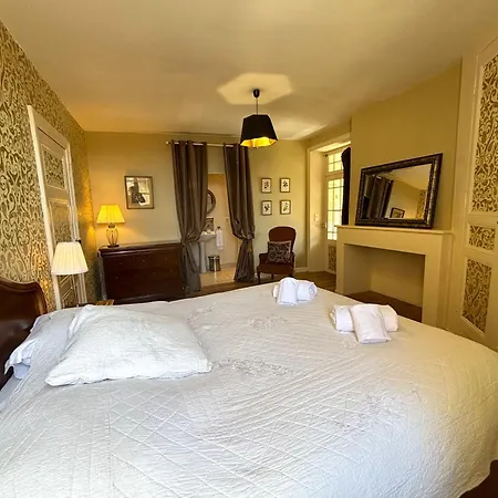 Le Terme Maison En Pierre Dans Village Tous Commerces Au Coeur Du Perigord Proche Sarlat Et Riviere Dordogne Semesterbostad Saint-Cyprien (Dordogne)