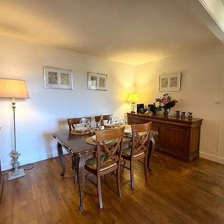 Le Terme Maison En Pierre Dans Village Tous Commerces Au Coeur Du Perigord Proche Sarlat Et Riviere Dordogne Semesterbostad *